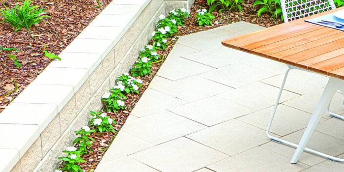 Wallstone Garden Edge Blocks - Oatmeal