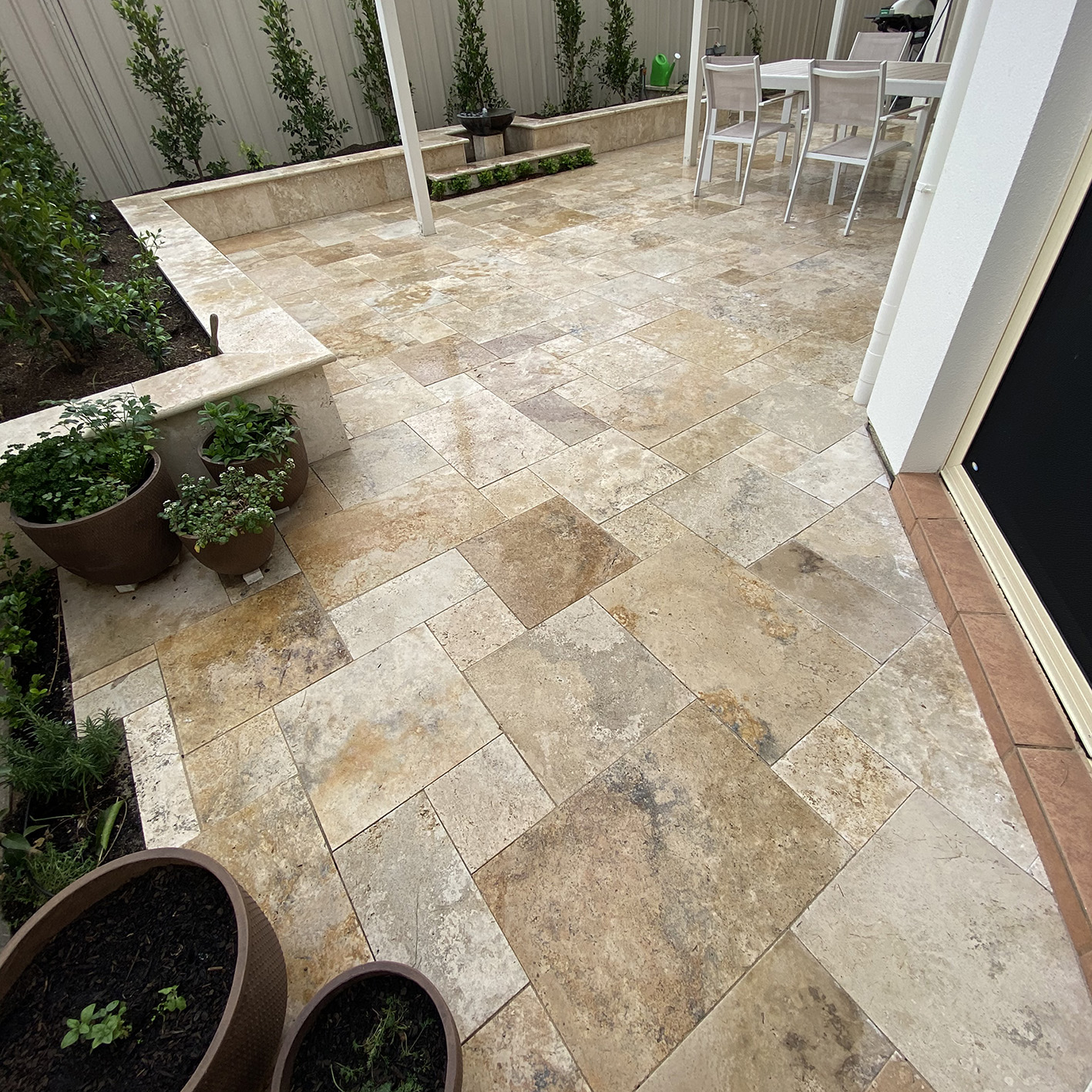 Travertine Tiles and Travertine Pavers