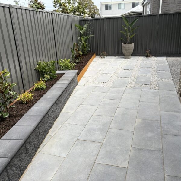 Coastal Stone 800 Steel Paving | Versawall with bullnose Garden Wall Charcoal | Rosewall Landscaping3